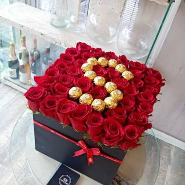 Boxed Flowers 055