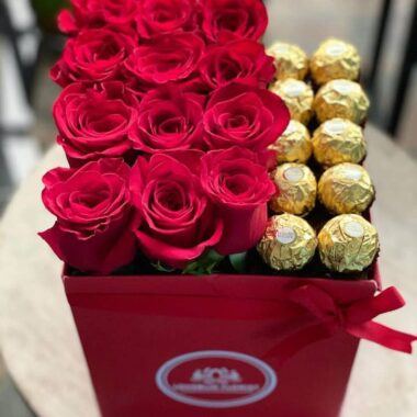 Boxed Flowers 053